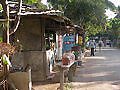 Las Terrenas - Tankstelle aus dem Plastikbehälter