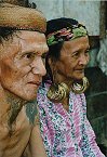 Dayak Mann und Frau